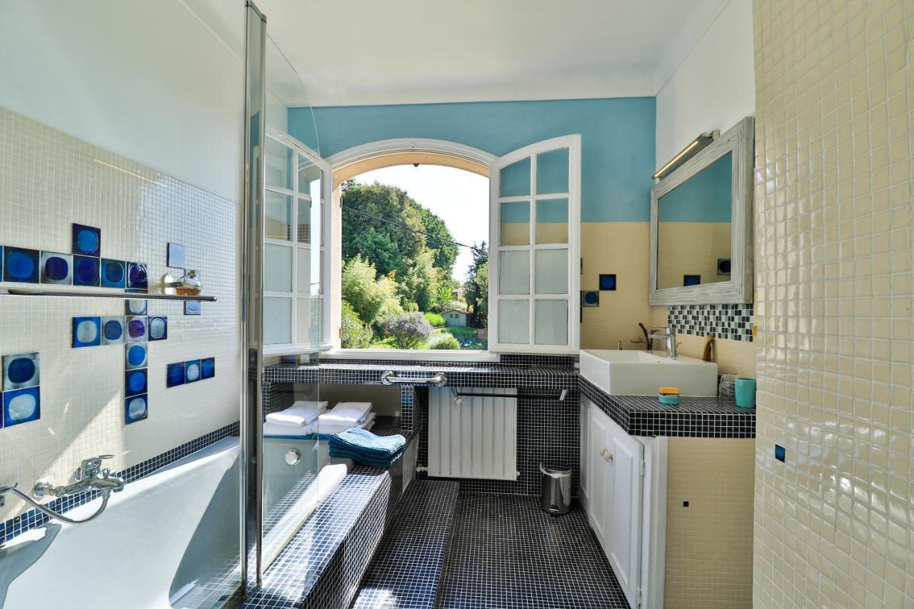 Le Mazet De Tourrettes Bed & Breakfast Exterior photo